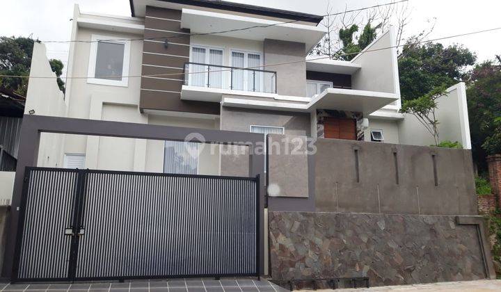 Rumah Dijual Baru 2 Lt SHM Hak Milik di Jl Borobudur Dkt Suratmo Kembangarum Semarang Barat 1