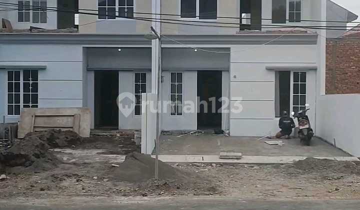 New 2-Storey Ready House for Sale on Jl Raya Lebar, Bpd 3, Tlogomulyo, Pedurungan, East Semarang 1