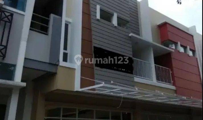 Kantor / Ruko Dijual 2 Lt di Jl Raya Graha Padma Beulevard Dkt Bandara dan Exit TOL Semarang Barat Kantor / Ruko Dijual 2 Lt di Jl Raya Graha Padma Beulevard Dkt Bandara dan Exit TOL Semarang Barat