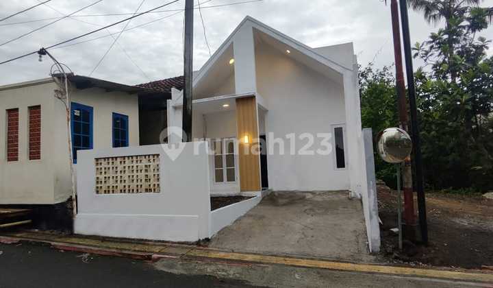 Rumah  Baru Dijual SHM Hak Milik  Perum Bukit Kencana  Kel Meteseh Kec Tembalang Semarang Timur 1