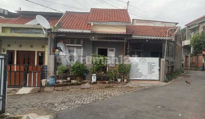 Beautiful Freehold House For Sale at Perum Durenan Indah Mangunharjo Tembalang East Semarang 1