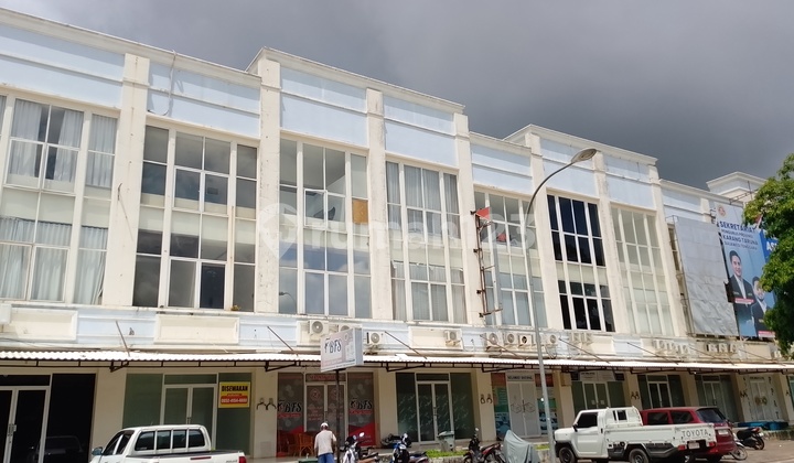 For Rent 3-Storey Shop House in Citraland Kendari 2