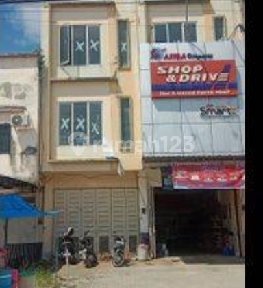For Sale 3-Story Shop House at a Strategic Location on Jl Mt Haryono Kendari, Southeast Sulawesi For Sale 3-Story Shop House at a Strategic Location on Jl Mt Haryono Kendari, Southeast Sulawesi