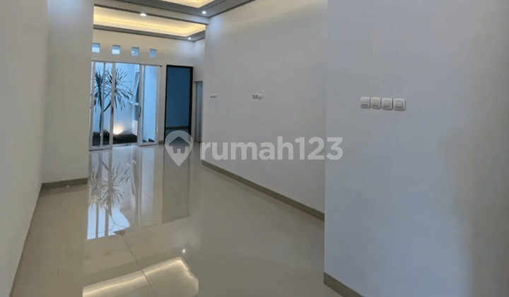 Masih Nego Rumah Cantik Bangunan Baru di Jalan Raya Tajem Maguwo 2