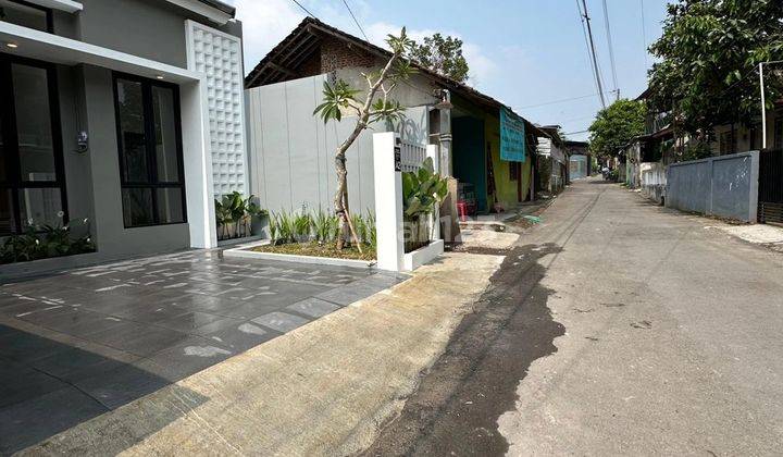 Rumah Baru Strategis Kota Jogja di Jalan Godean Free Kitchen Set 2