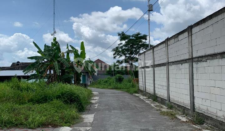 Timur Stadion Maguwoharjo Luasan Kecil Dekat Budi Mulia Dua Tajem