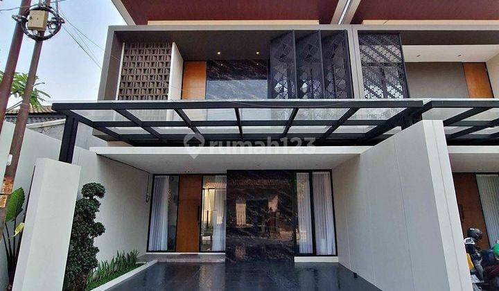 Rumah Mewah Jalan Palagan Murah Meriah Siap Huni Full Furnished