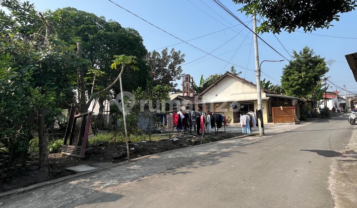 Hook Land on Stadium Road Near Uad Hospital Area, Maguwo Stadium.