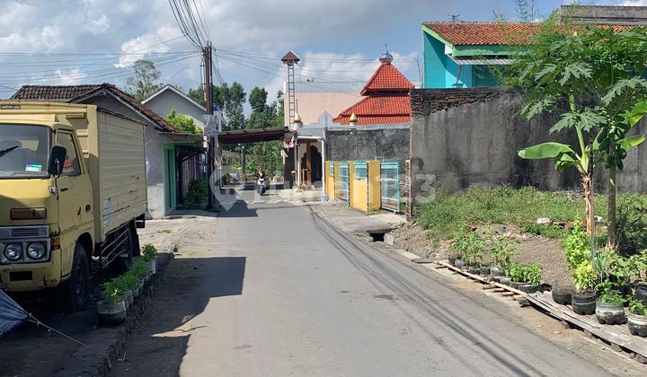 Dekat Kampus Sanata Dharma Paingan Dijual Tanah Pekarangan
