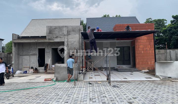 Strategic Cluster House Sleman City Hall Near Pasar Cebongan Strategic Cluster House Sleman City Hall Near Pasar Cebongan