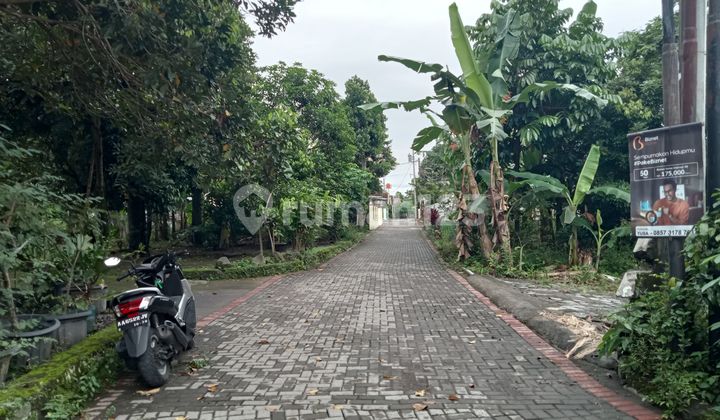 Land Near Maguwoharjo Stadium Near Sanata Dharma Paingan