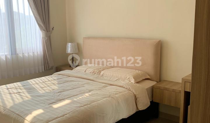 Rumah Mewah Full Furnished Dalam Perumahan Dekat Kampus UGM 2