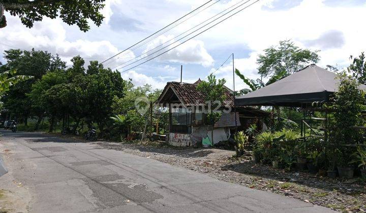 Dijual Cepat Tanah Utara Stadion Maguwoharjo Pinggir Jalan Aspal 2