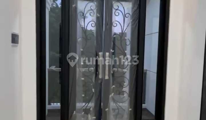 Ready to Occupy Classic Modern House in Plemburan Near UGM Campus 2