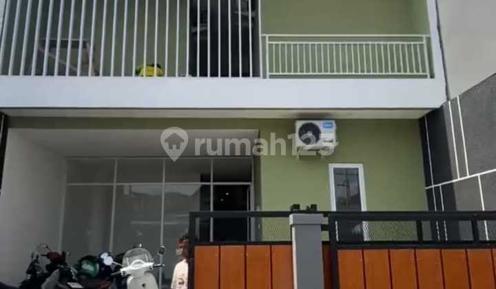 Dijual Kost Area Pogung Bangunan Baru dan Full Furnished 11 Kamar