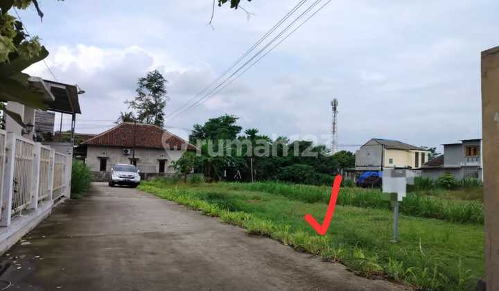 Dijual Tanah di Jalan Stadion Maguwoharjo Lingkungan Perumahan Dijual Tanah di Jalan Stadion Maguwoharjo Lingkungan Perumahan