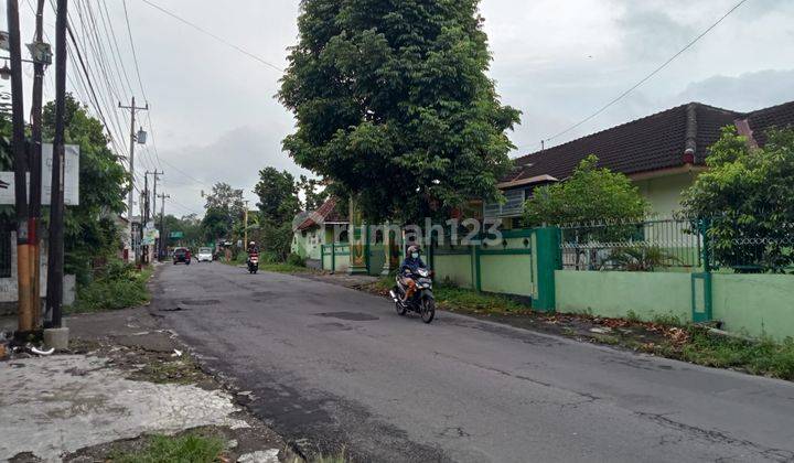 Dekat Tengkleng Gajah Tanah Posisi Hook Pinggir Jalan Raya Aspal 2