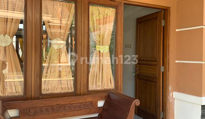 Rumah Full Furnished di Jalan Jambon Dalam Perumahan Dekat SKE 2