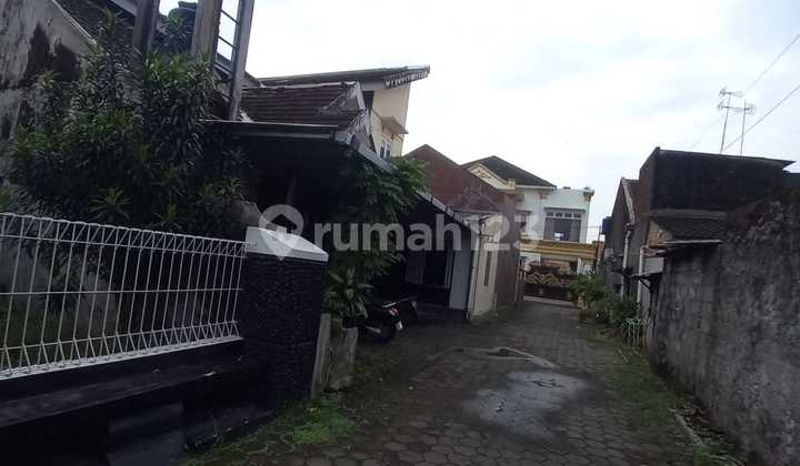 Kost Dan Rumah Induk Area Bisnis Jalan Gejayan Dekat Kampus UGM Kost Dan Rumah Induk Area Bisnis Jalan Gejayan Dekat Kampus UGM