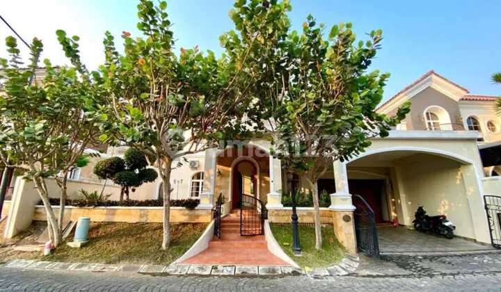 In Perum Casa Grande Ringroad Utara, Luxury House Near UPN In Perum Casa Grande Ringroad Utara, Luxury House Near UPN