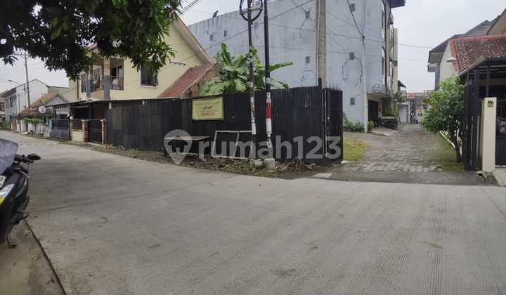 Tanah SHM Pekarangan Hook di Jalan Nusa Indah Area Pakuwon & Jih