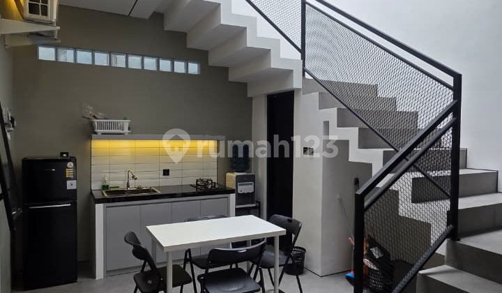New Exclusive Fully Furnished Boarding Building Area Near UGM UPN Campus 2