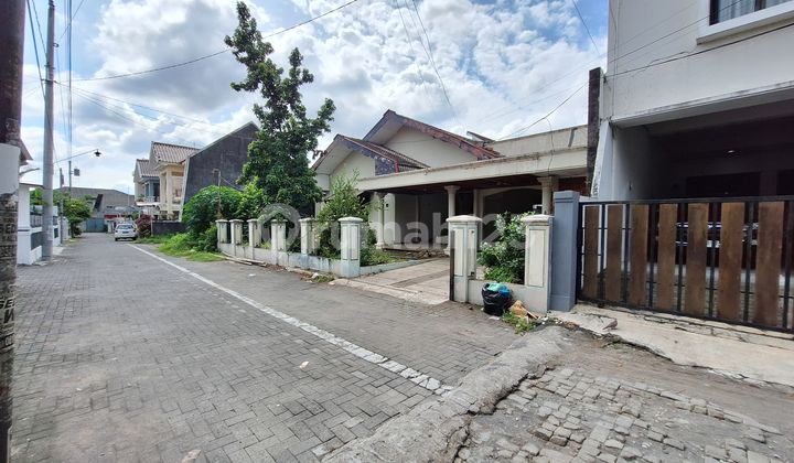 Land North of UGM Campus Area Pogung Environment Prospective Boarding House Land North of UGM Campus Area Pogung Environment Prospective Boarding House