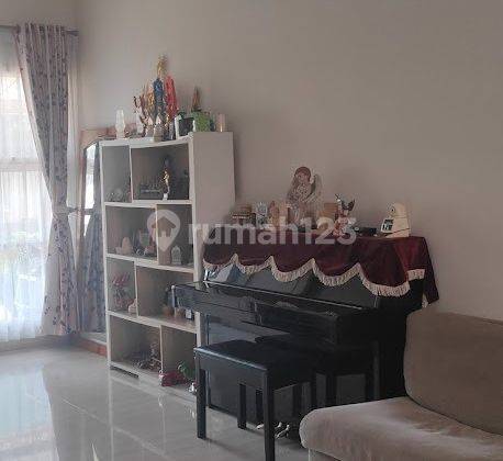  Rumah Semi Furnished Bagus SHM - Sertifikat Hak Milik di Starling The Spring , Gading Serpong 2