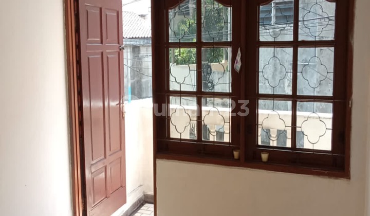 Rumah Sewa Jakarta Selatan Tebet Semi Furnished Bagus SHM - Sertifikat Hak Milik di Tebet Timur Dalam , Tebet Kontrakan 2