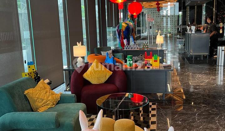 Apartemen View Cantik Alam Sutera Collins Boulevard 3br Living Room Luas 