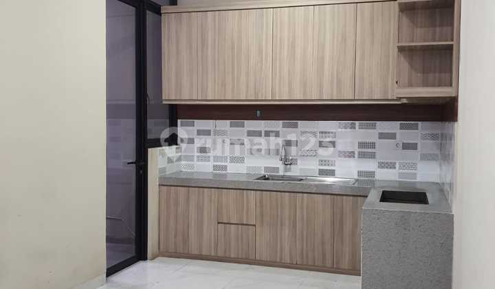 Disewakan Rumah Villa Melati Mas Residence 3 Kamar Tidur Semi Furnished 2