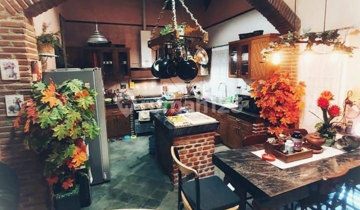 Rumah Design Sangat Unik Kamar Banyak Di Karawaci