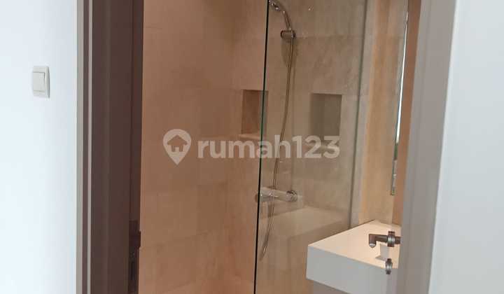 Luxury Apartment Saumata Alam Sutera Includes One Year of IPL Furnished 2