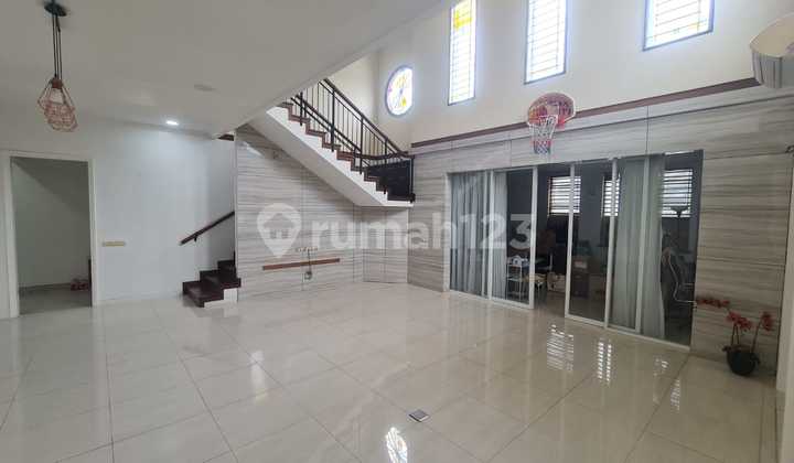 Best Deal Rumah Hook Lokasi Strategis Intercon Jakarta Barat