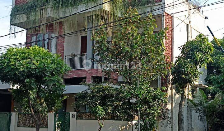 Rumah Mewah 3 Lantai Siap Huni Di Cilodong Depok Dekat Stasiun 1