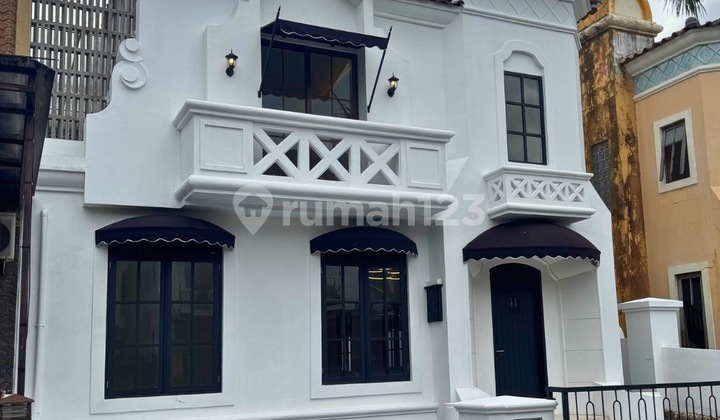 Rumah Mewah Siap Huni Design Klasik Modern di Serpong Utara 2