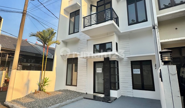 Rumah Mewah Siap Huni 4km Ke Pintu Tol Jatiwarna 2