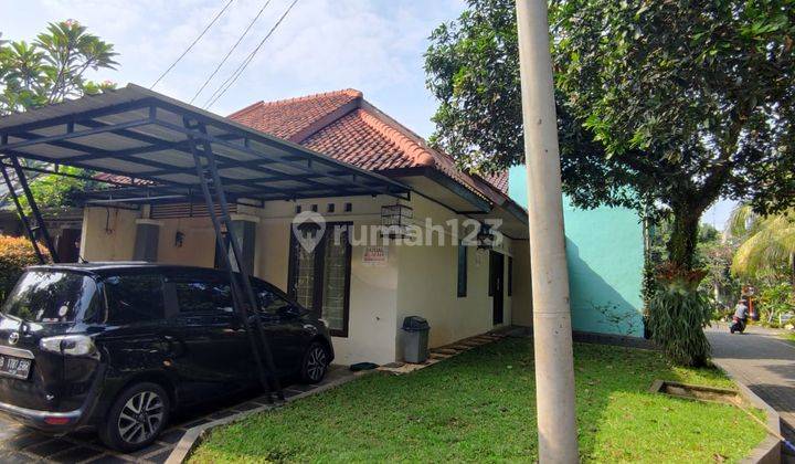 Rumah Cantik Nuansa Asri Posisi Hook Di Sawangan Depok 2