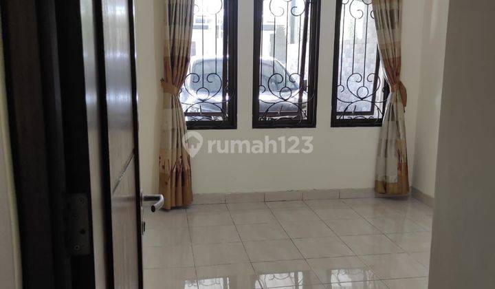 Di jual Rumah di cluster Aralia, Bekasi 2