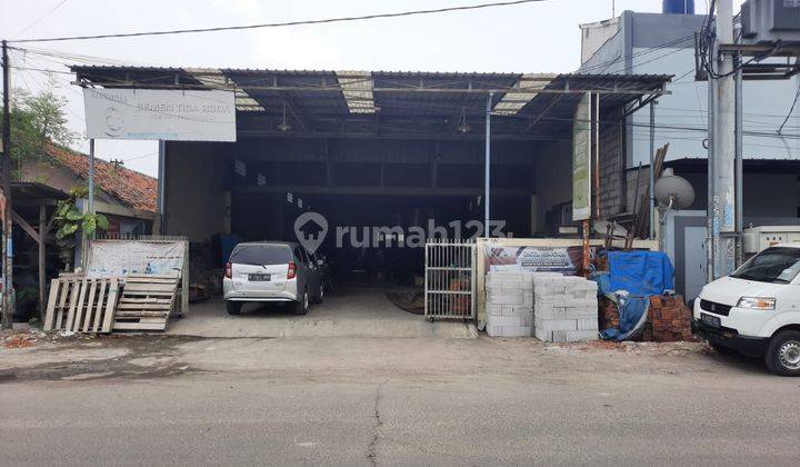 Dijual / Disewakan Cepat Ex Toko Bangunan Pinggir Jalan Raya, Strategis dan luas di Bojong Sari  1