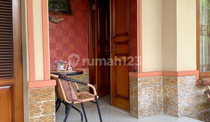 Beautiful House in the Nuansa Pesanggrahan Pertukangan South Jakarta Selatan 2