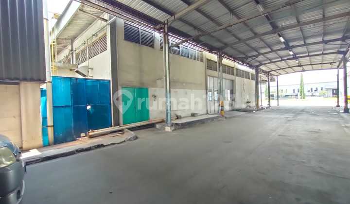 Warehouse in the Ejip Industrial Area, Cikarang, Bekasi Warehouse in the Ejip Industrial Area, Cikarang, Bekasi
