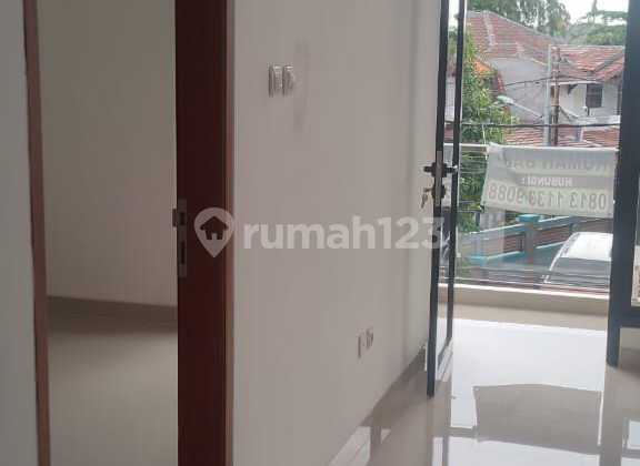 Rumah 2 Lantai di Kav Pondok Kelapa Duren Sawit Jakarta Timur 2