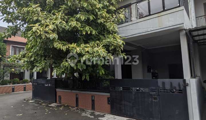 Rumah Dalam Cluster Villas Tropiclokasi Strategis di Kebagusan, Pasar Minggu, Jakarta Selatan