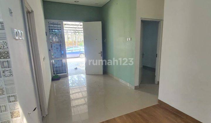 Dijual Cepat Rumah Hook 2 lantai siap huni di Mutiara Gading City, Cluster New Liverpool, Bekasi Utara 2