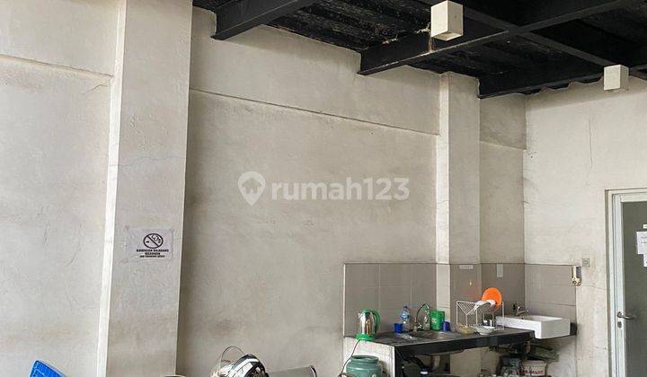 Dijual Murah Bangunan Kantor Bs Utk Show Room di Jalan Raya Bekas 2