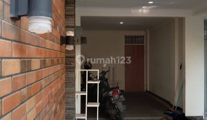 Dijual Rumah 2 Lantai di Pondok Bambu Jakarta Timur  2