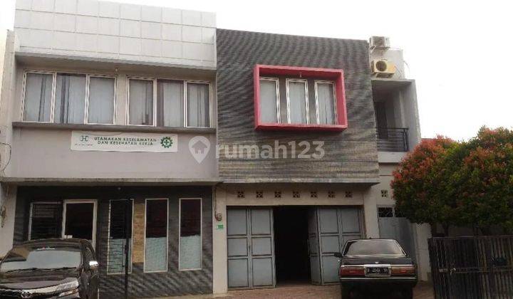 Gedung Dekat Dengan Metropolitan Mall dan Bekasi Cyberpark