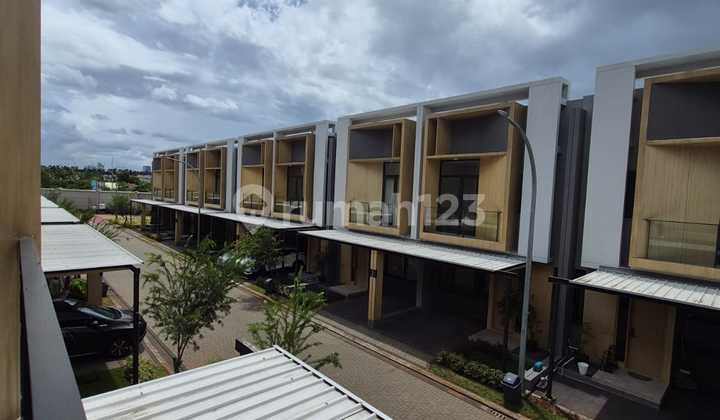 Semi-Furnished House, Residence Within a Cluster, in Tanakayu, Pagedangan BSD City 2