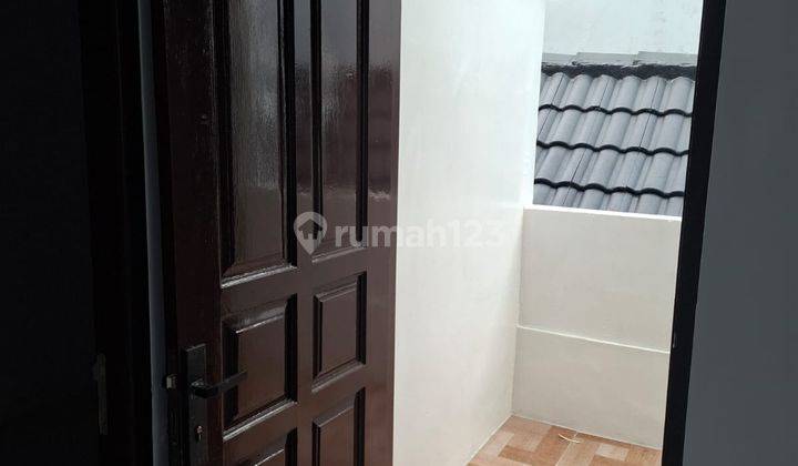 Rumah cantik siap tinggal Di Taman Harapan Baru, Bekasi 2